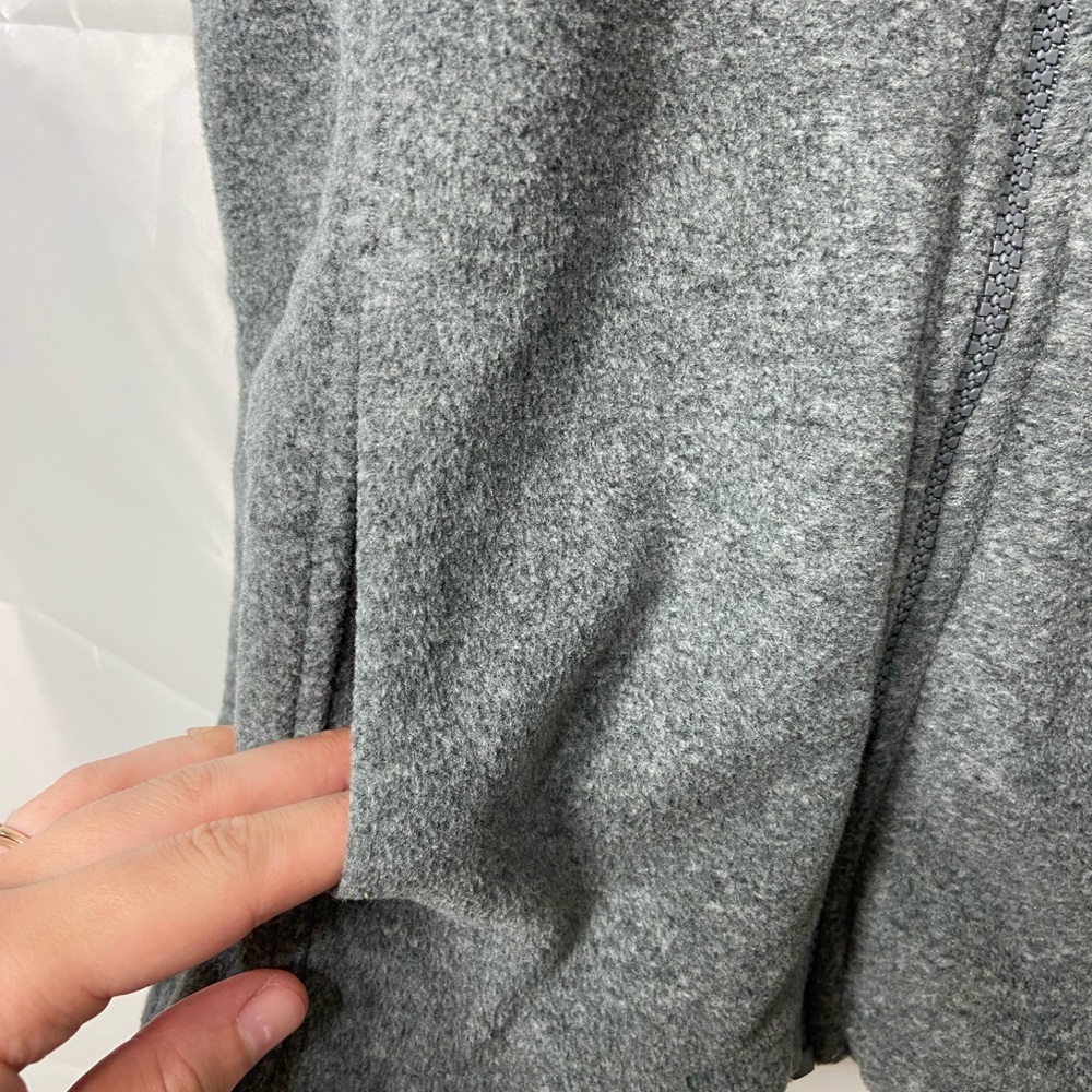 NEW Made for Life women’s gray soft fleece full zip pocket collared vest SP - Picture 2 of 6